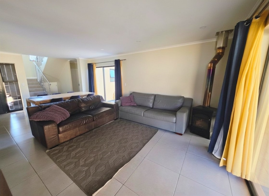 5 Bedroom Property for Sale in Sandown Western Cape